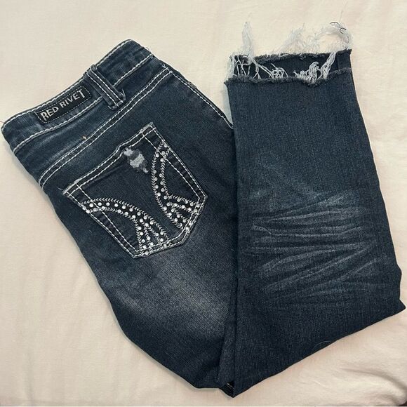 Red Rivet Capri Ripped Distressed Jean Pants​ - Picture 1 of 6